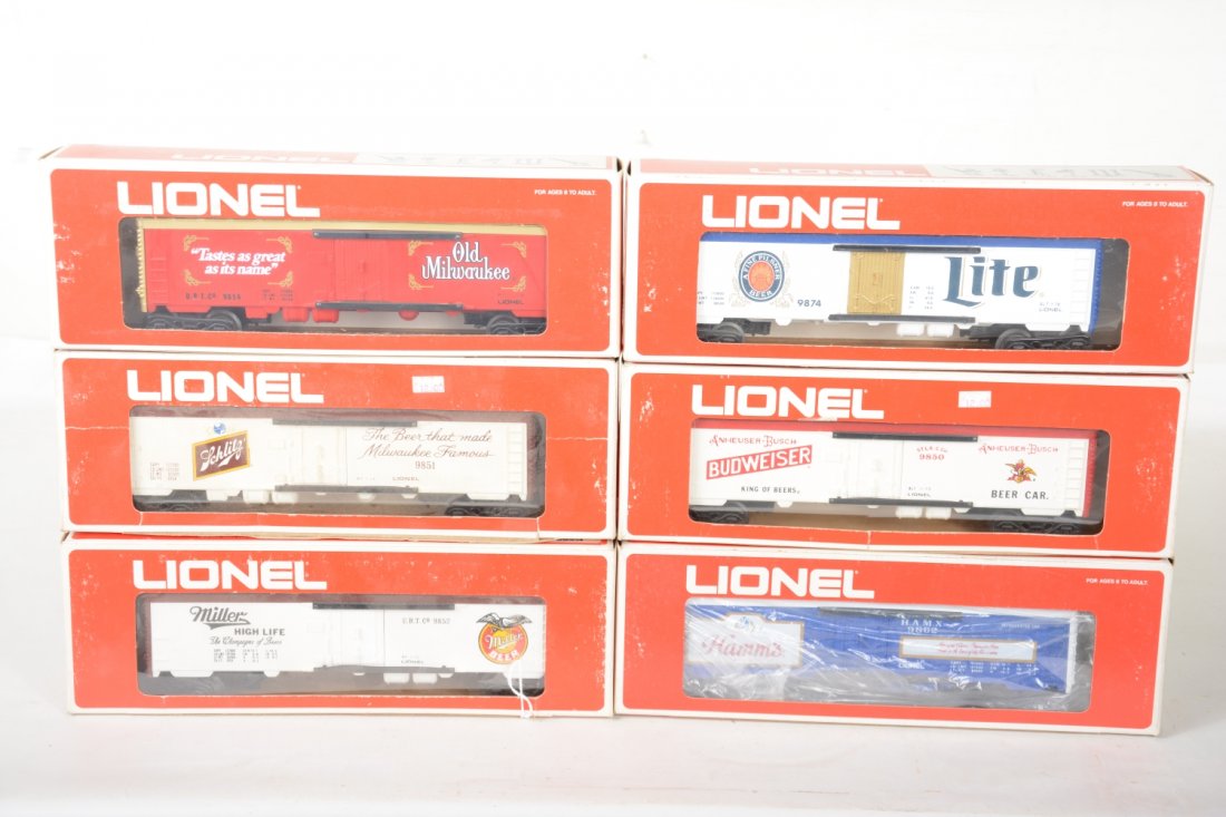 Lionel MPC Beer Reefers: Includes 9874 Miller Lite; 9850 Budweiser; 9862 Hamm's; 9852 Miller; 9851 Schlitz; 9856 Old Milwaukee. They show light runtime with nice boxes, C9