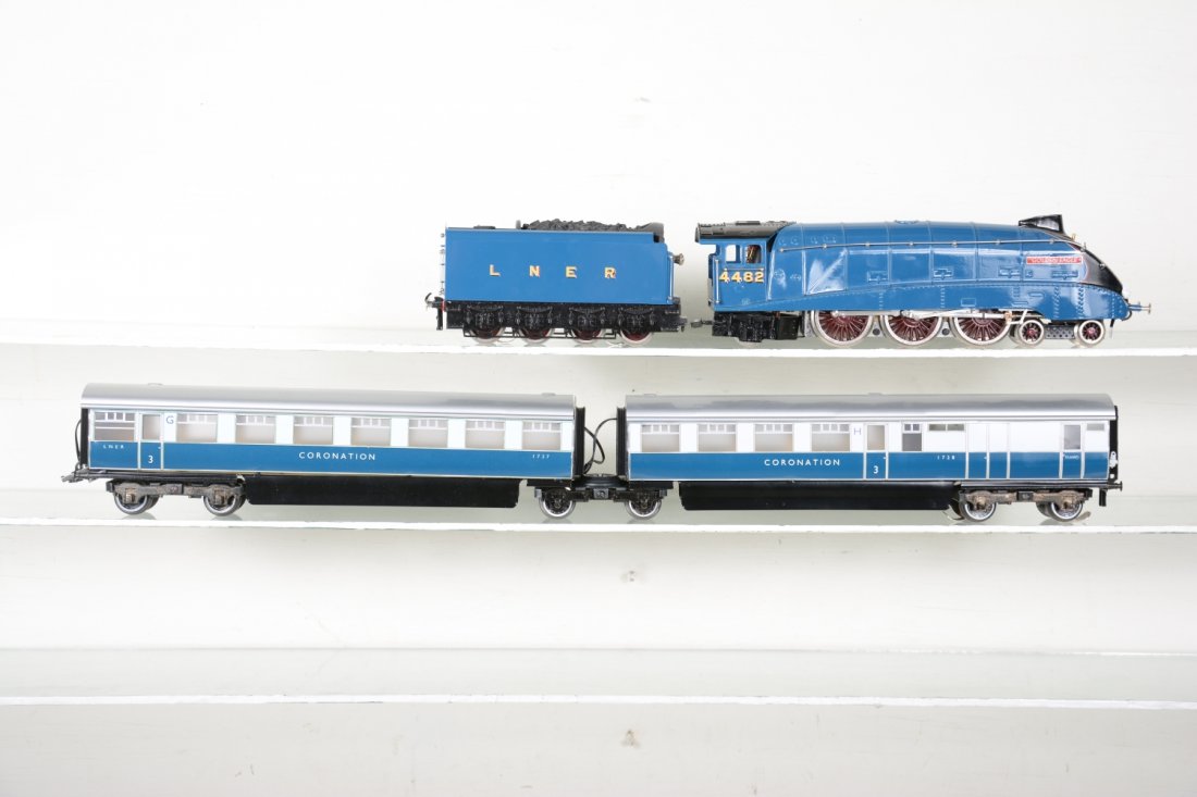 Super Acetrains Coronation Set (1 of 4)