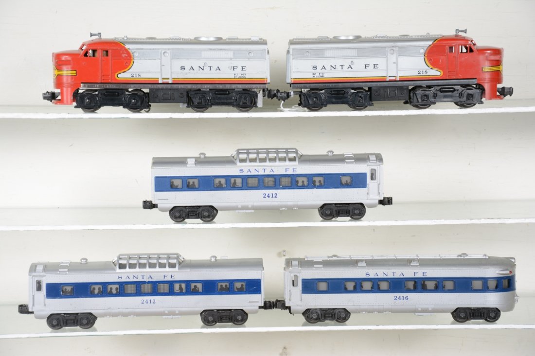 Lionel 218 Set (1640W): Includes a 218 SF Alco AA Diesels, cowls intact; 2 #2412 SF vista-domes; 2416 SF observation. They show moderate playwear, C6