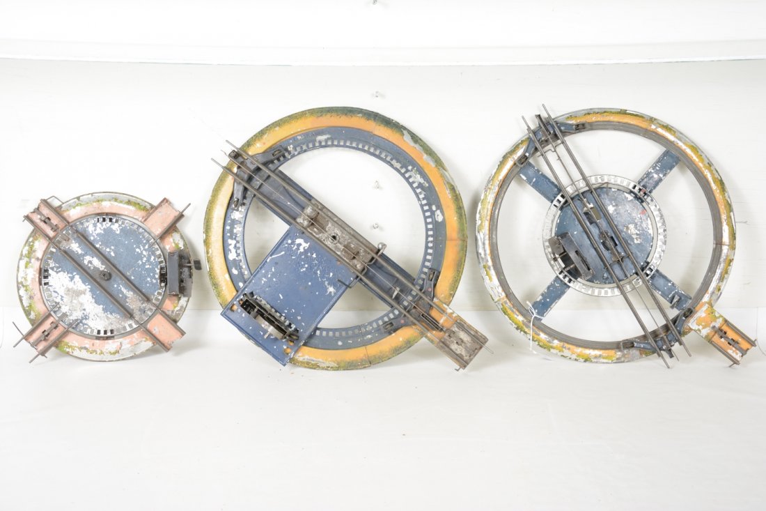 3 Bing Wind-Up O Ga Turntables (1 of 2)