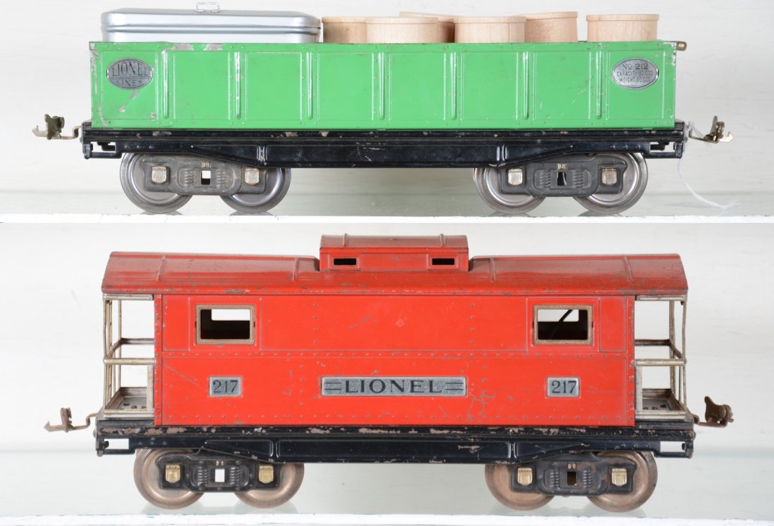Late Lionel 212 & 217 Freight Cars (1 of 5)