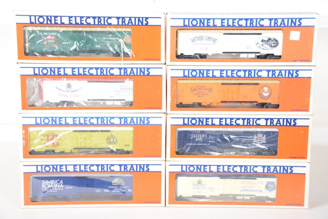 Lionel Liquor Billboard Reefers (1 of 2)