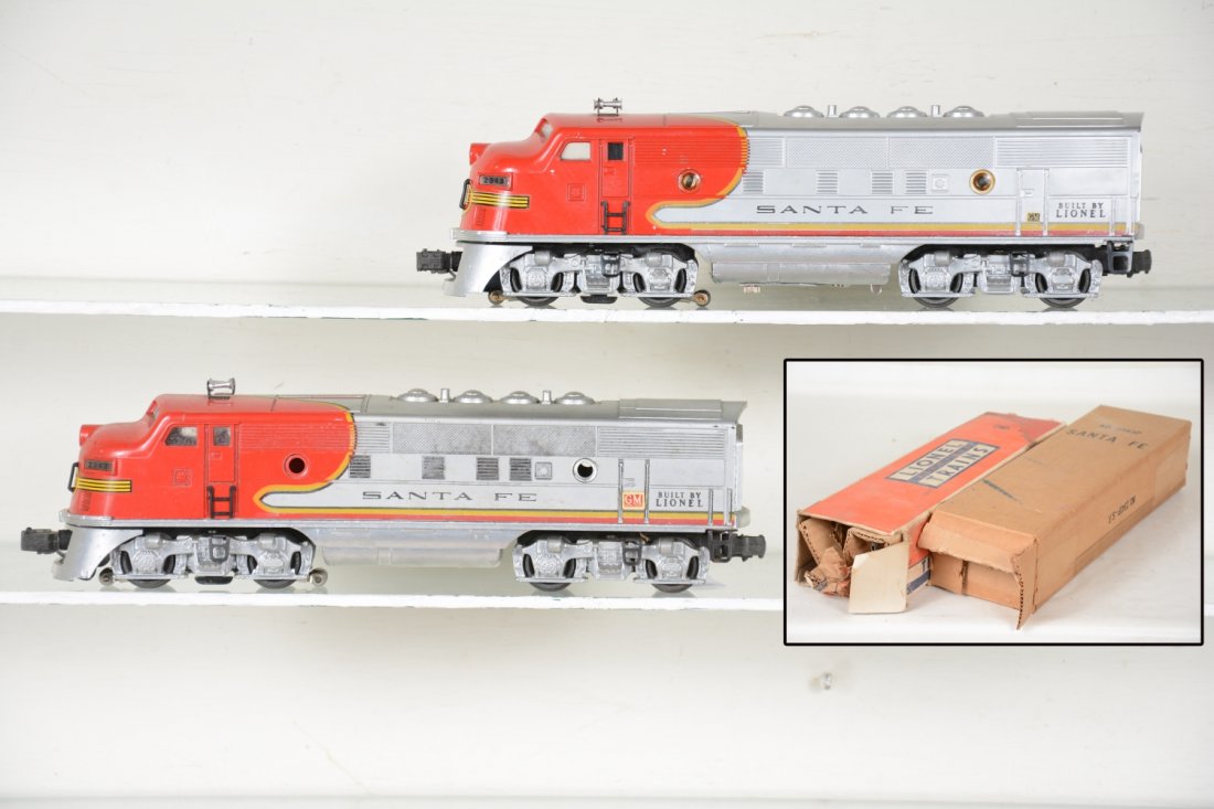 Clean Boxed Lionel 2343 SF F3 AA Diesels (1 of 6)