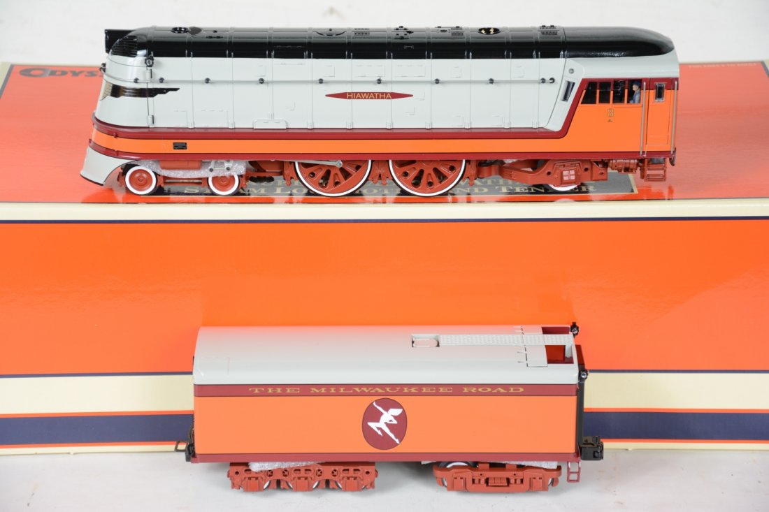 Lionel Odyssey 38094 Hiawatha Locomotive (1 of 3)