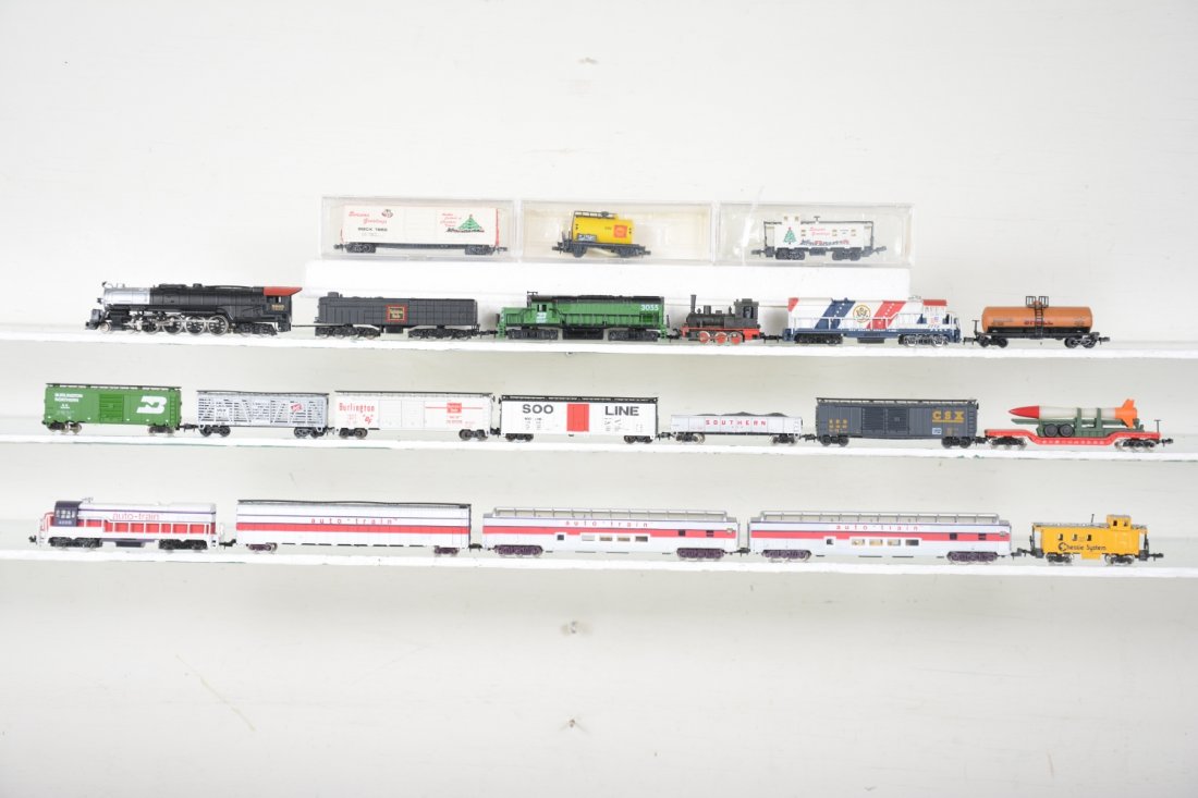 N Gauge Mid-Country Trains Lot (1 of 4)