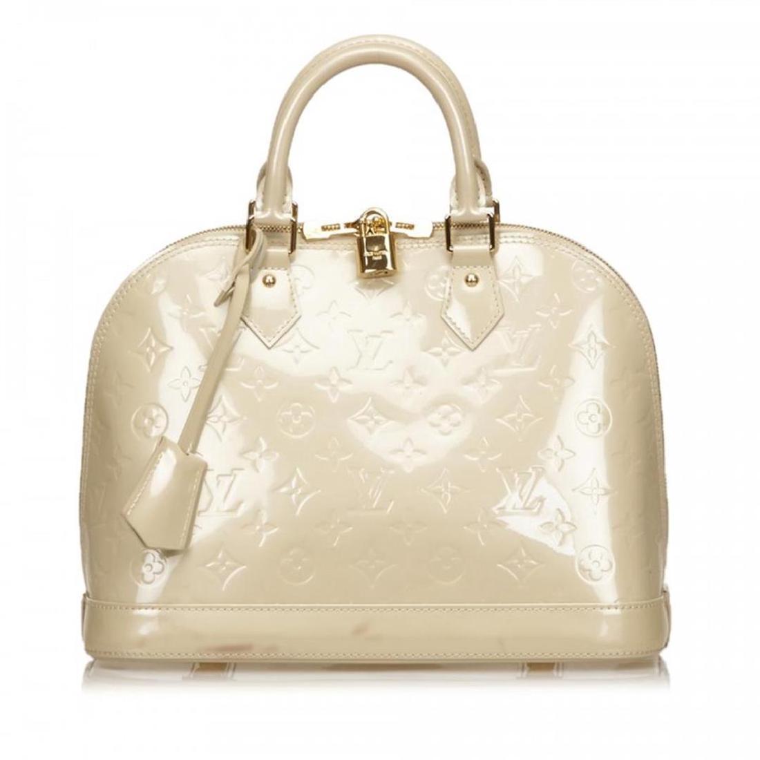 Louis Vuitton Off White Pearl Vernis Monogram Alma Pm