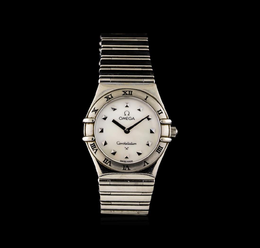 Omega Stainless Steel Constellation Ladies Watch: One ladies, Omega Constellation Mini wristwatch electronically tested Stainless Steel, Case: 25mm, Case Back: the Cupola of the Observatory of Geneva in high relief, Scalloped Crown: with logo, Fixed 