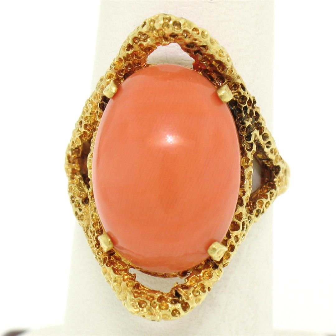 18k Yellow Gold Large Cabochon FINE Coral Nugget: One Vintage 18k Yellow Gold Large Cabochon FINE Coral Nugget Textured Solitaire Ring. Item Details - Material: 18k Solid Yellow Gold, Weight: 9.70 Grams, Stone(s): (1) Natural Genuine Coral - Oval Cab