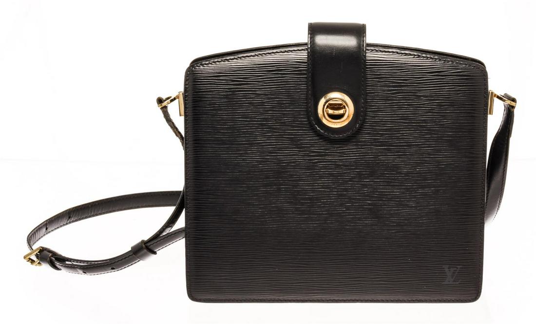 Louis Vuitton Black Epi Leather Capucines Shoulder Bag: Louis Vuitton Black Epi Leather Capucines Shoulder Bag. All available information is listed in the description and shown in the photos. Louis Vuitton Black Epi Leather Capucines Shoulder Bag with blac