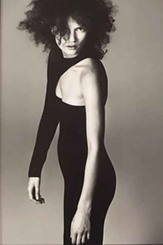 Kate Moss by Avedon, Richard: Kate Moss by Avedon, Richard. Open Unsigned Photolitho. Dimensions: 16 x 12. Excellent Condition.