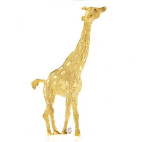 Large 18K Yellow Gold 0.10 ctw Ruby & Diamond Detailed Textured Giraffe Brooch P (1 of 5)