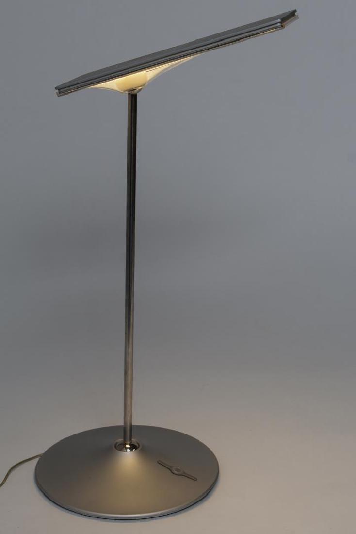 Humanscale Horizon LED Task Light (1 of 6)