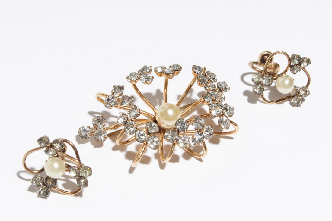 Spiffardi Vintage Costume Brooch & Earrings (1 of 9)