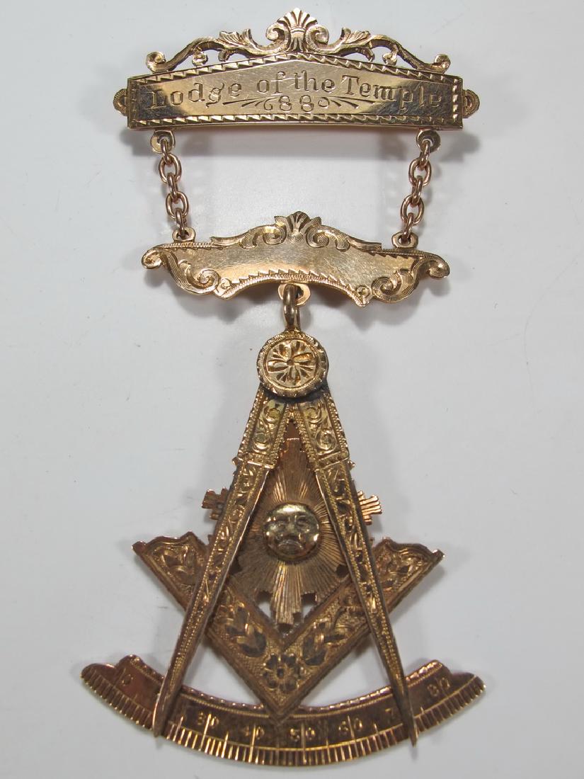 Antique Masonic 9 k gold Past Master jewel