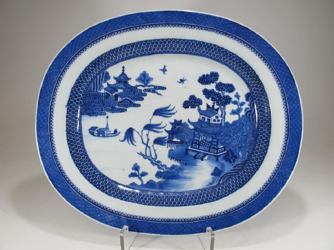 Antique Chinese Export Canton porcelain tray (1 of 7)