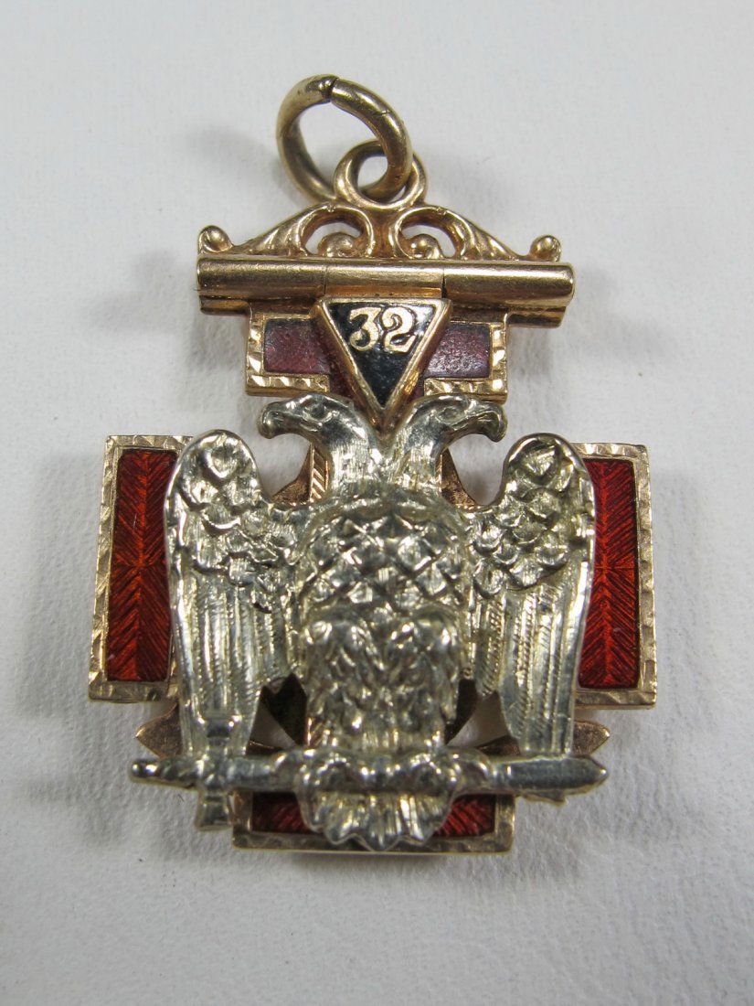 Antique Masonic 18 & 10 k gold Scottish Rite watch fob (1 of 6)