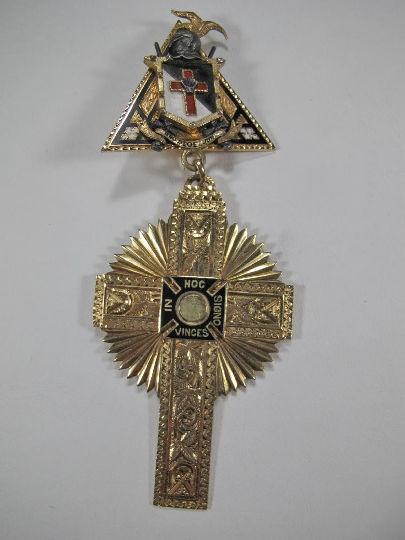 Antique Masonic 14k gold Knights Templar Past Commander (1 of 8)