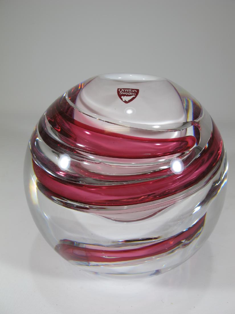 Orrefors, Sweden glass vase: Orrefors, Sweden glass vase. 5 1/2 in H x 5 1/2 W. Shipping in USA or International please contact both UPS stores for quote: James Lawrence, UPS Store 4356, 954-463-0444, FloridaUPS@gmail.com, or Dav
