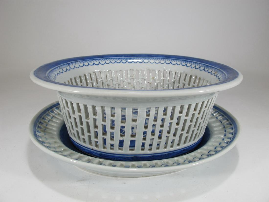 Antique Chinese Export Canton porcelain bowl & plate (1 of 9)