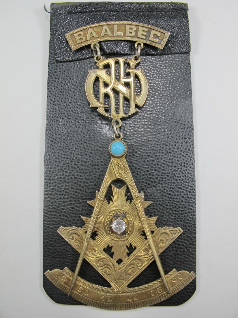 Masonic Gilded metal Past Master jewel (1 of 5)