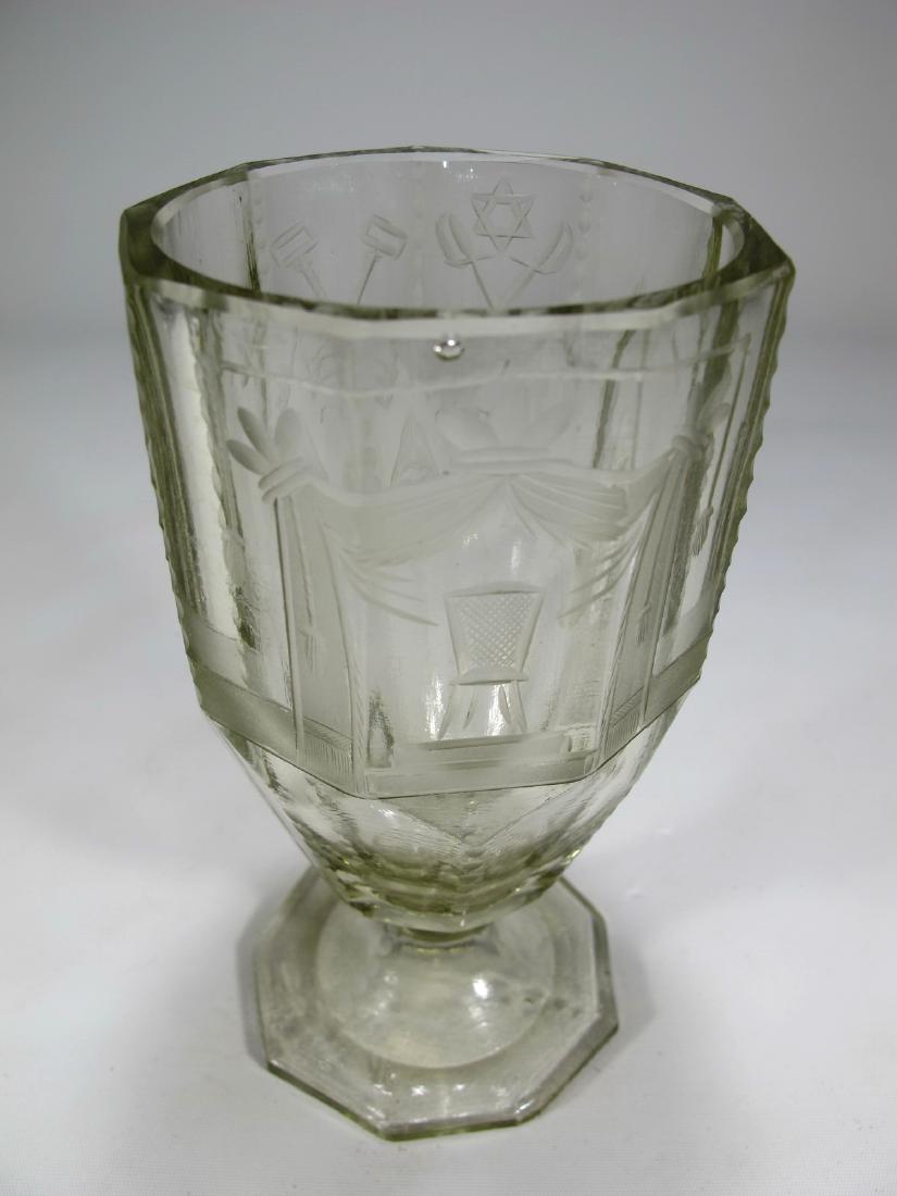 Antique Masonic 8 sides base etched glass (1 of 10)