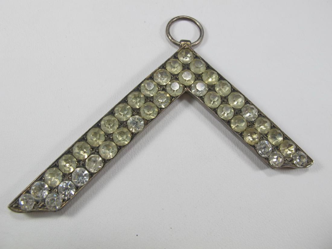 Stone set Worshipful Master collar jewel. (1 of 4)