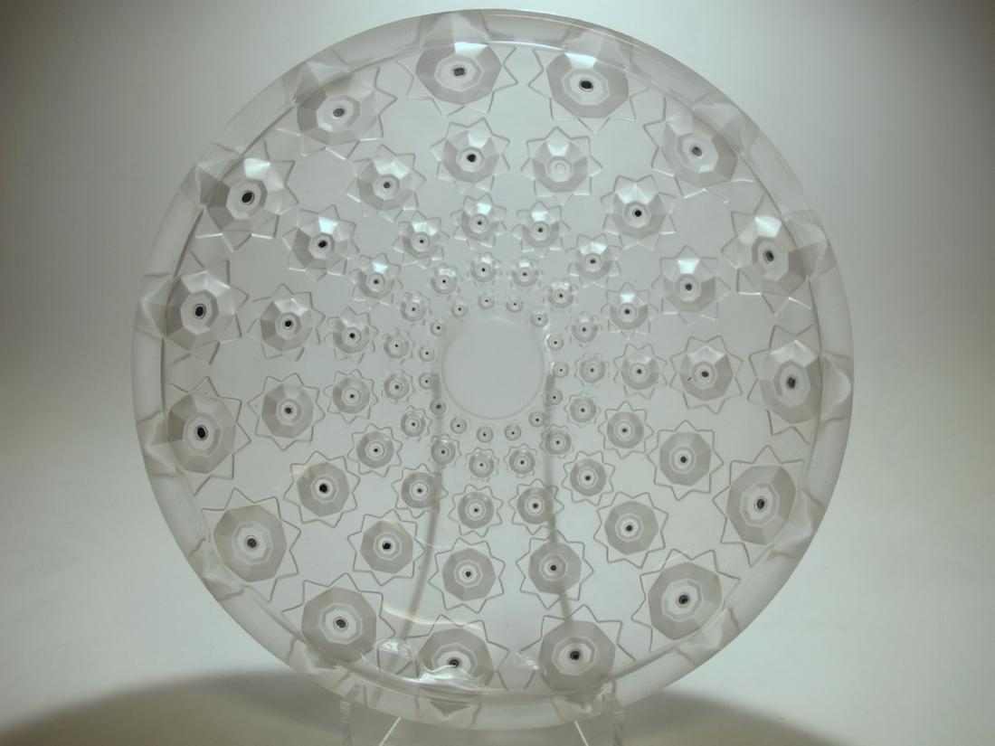 Impressive Art Deco glass plate in high relief: Impressive Art Deco glass plate in high relief. 3 1/8 in H x 13 in W. Shipping in USA or International please contact for quote: James Lawrence UPS Store 4356 - 954-463-0444 FloridaUPS@gmail.com or Da