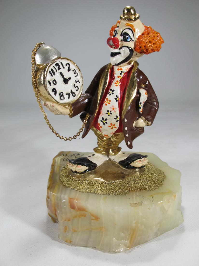 Ron LEE hand painted clown sculpture on an onyx base: Ron LEE hand painted clown sculpture on an onyx base. 6 5/8 in h x 4 5/8 in W x 3 7/8 in D. Shipping in USA or International please contact for quote both UPS stores: 1) : David Reiser UPS store 1937