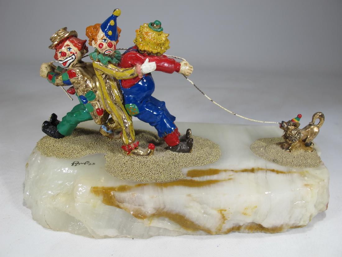 Ron LEE hand painted clowns sculpture on an onyx base: Ron LEE hand painted clowns sculpture on an onyx base. 5 3/8 in H x 9 5/8 in W x 4 1/2 in D. Shipping in USA or International please contact for quote both UPS stores: 1) : David Reiser UPS store 1937