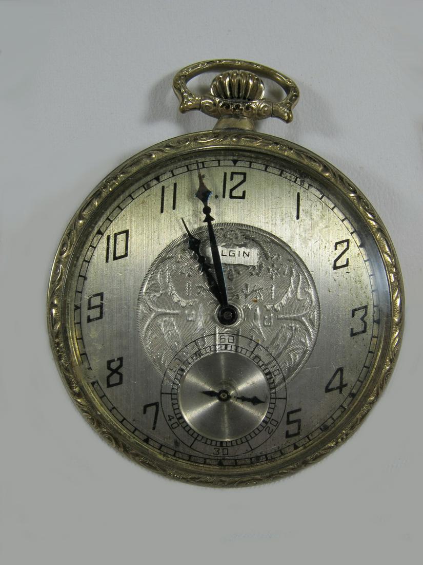Elgin Natl Watch Co gold filled pocket watch: Elgin Natl Watch Co gold filled pocket watch. SN: 29403665. 1 3/4” diameter. Shipping in USA or International please contact for quote both UPS stores: 1) : David Reiser UPS store 1937 - 954-454-113
