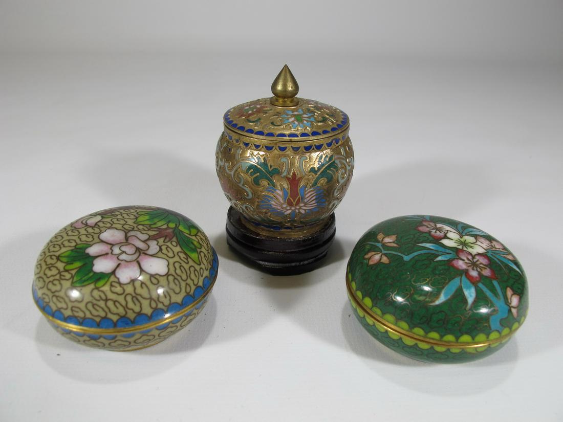 Chinese cloisonne jar & 2 small round boxes (1 of 7)