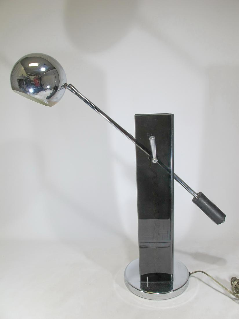 Mid Century Lucite & chromed metal table lamp (1 of 6)