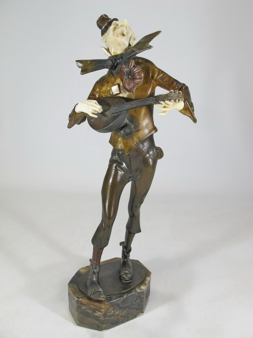 Bruno ZACH (1891-1935), Austrian original bronze: Bruno ZACH (1891-1935), Austrian original bronze sculpture with a marble base. 13 3/8” H x 4 1/4” W x 4 5/8” D. THIS LOT CAN NOT BE SHIPPED INTERNATIONALLY OR TO ANOTHER STATES, ONLY