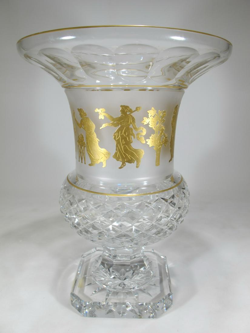 Val St Lambert Danse de Flore crystal vase: Val St Lambert Danse de Flore crystal vase. 13 3/4 in H x 10 1/16 in W. Shipping in USA or International please contact for quote both UPS stores: 1) : David Reiser UPS store 1937-754-263-0780, auctio