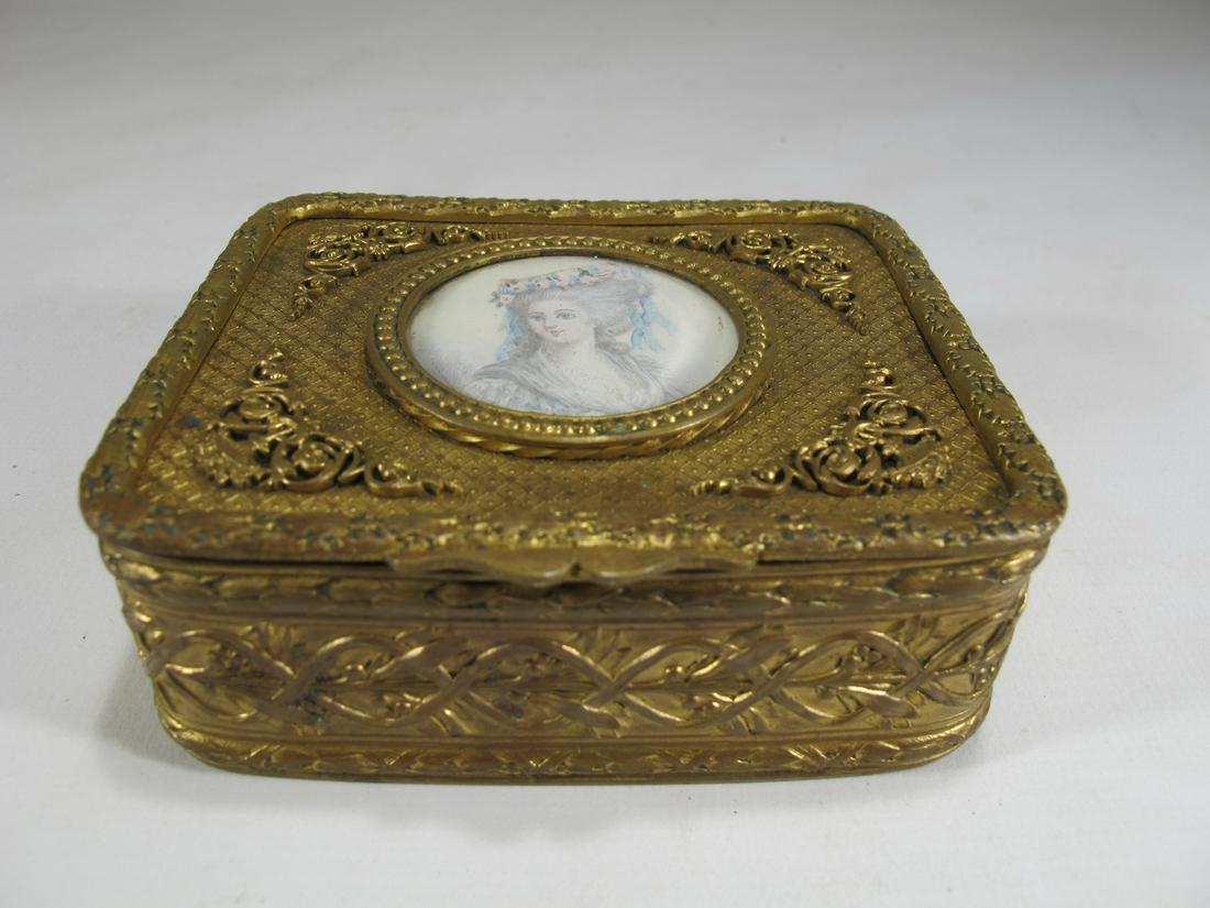 Antique French gilt bronze & signed painting box: Antique French gilt bronze & signed painting box. 1 1/4” H x 3 3/4” W x 3 1/8” D. Shipping in USA or International please contact for quote both UPS stores: 1) : David Reiser UPS sto