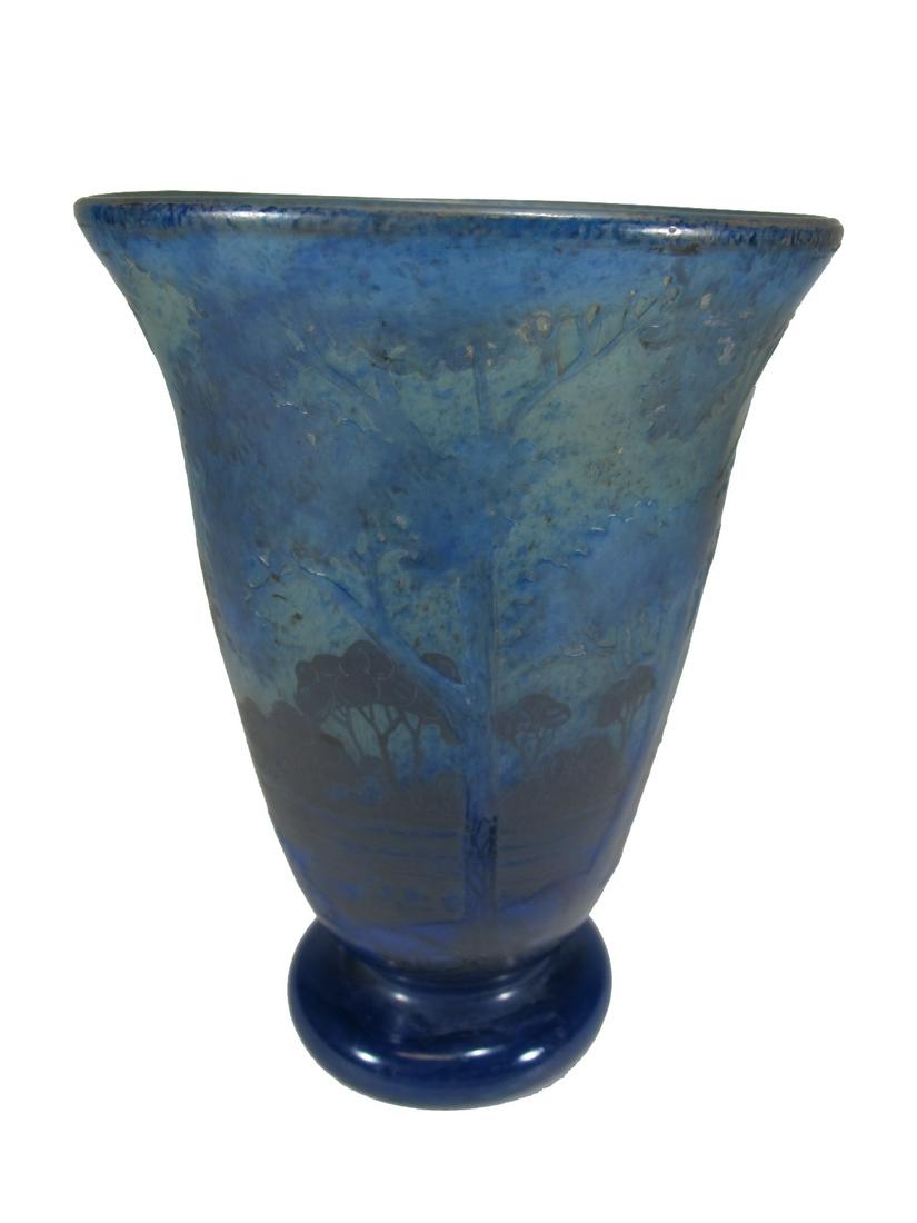 Andre DELATTE (c.1887-1953) cameo glass vase: Andre DELATTE (c.1887-1953) cameo glass vase. 6 7/8” H x 5” W. ANY INVOICE OVER $ 2,000.00 WE WILL ACCEPT PAYMENTS ONLY THROUGH CHECK OR BANK WIRE TRANSFER, SAME FOR INTERNATIONAL BUYERS.
