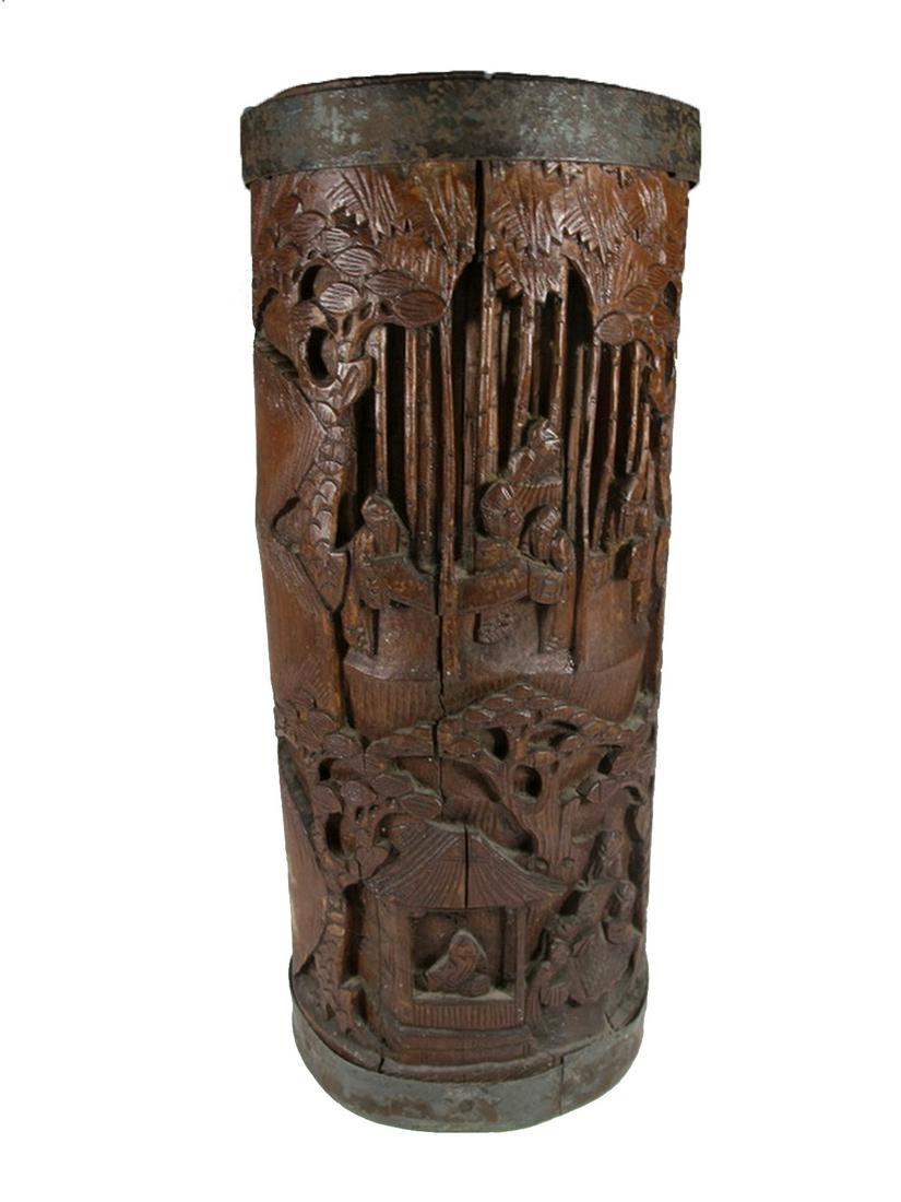 Antique Chinese carved bamboo & metal vase: Antique Chinese carved bamboo & metal vase. 11 3/4 in H x 5 in W. ANY INVOICE OVER $ 2,000.00 WE WILL ACCEPT PAYMENTS ONLY THROUGH CHECK OR BANK WIRE TRANSFER, SAME FOR INTERNATIONAL BUYERS. IF YOU PA