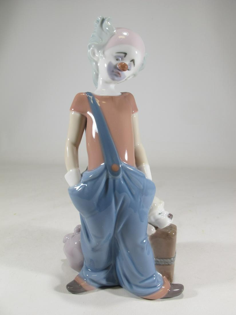 Lladro 6245 Destination Big Top porcelain statue (1 of 9)