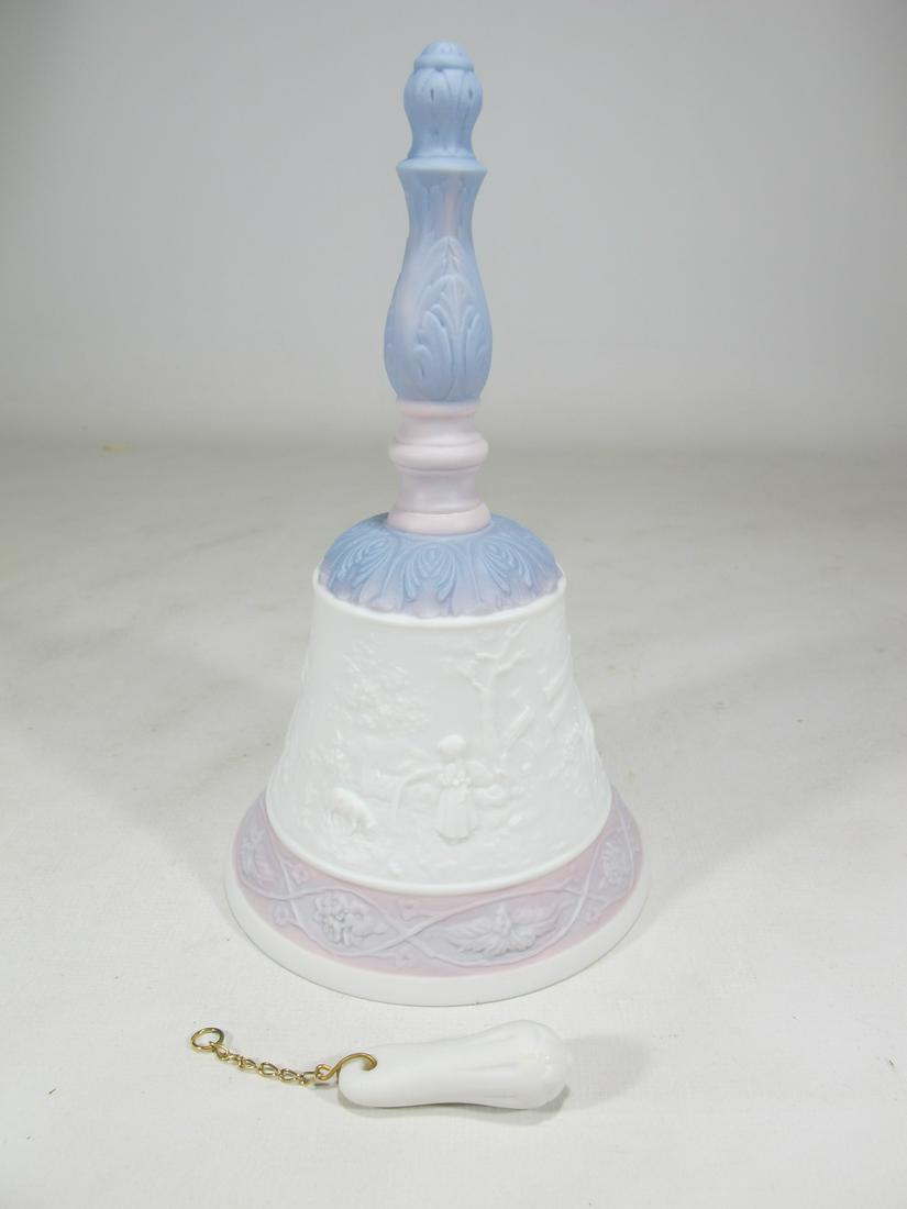 Lladro 17542 1994 Limited Edition Bell porcelain statue (1 of 10)