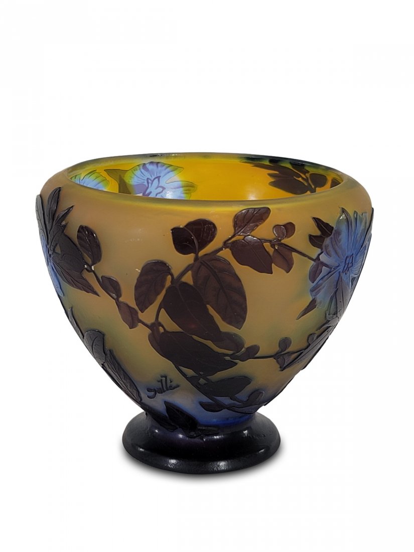 Emile GALLE (1846-1904) cameo glass vase (1 of 5)
