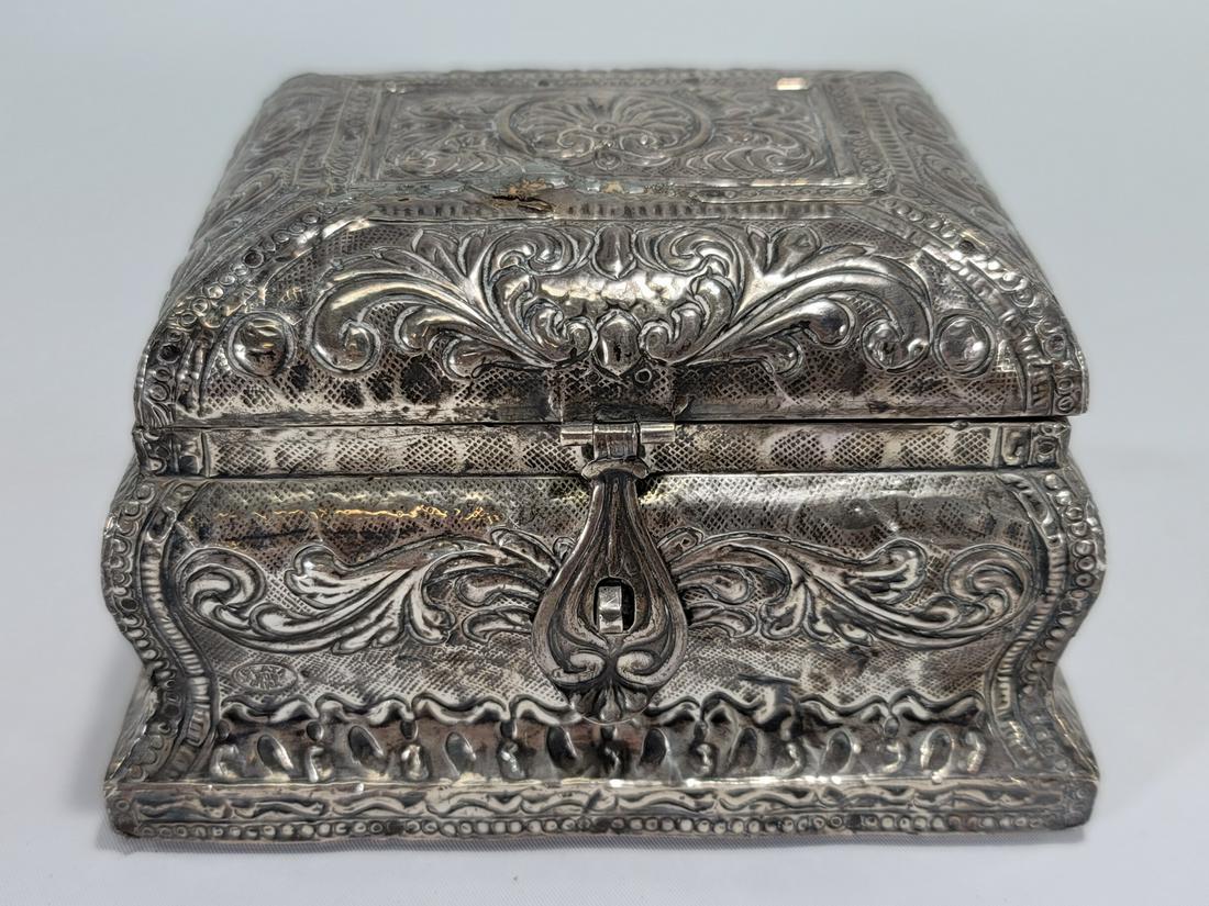 Antique 900 silver & wood Spanish box (1 of 8)