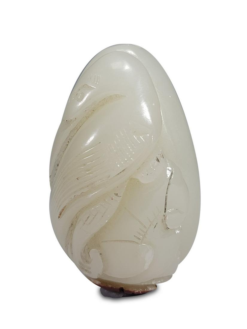 Antique Chinese carved jade egg: Antique Chinese carved jade egg. 2 5/8” High x 1 5/8” Wide. ANY INVOICE OVER $ 2,000.00 WE WILL ACCEPT PAYMENTS ONLY THROUGH CHECK OR BANK WIRE TRANSFER, SAME FOR INTERNATIONAL BUYERS. IF 