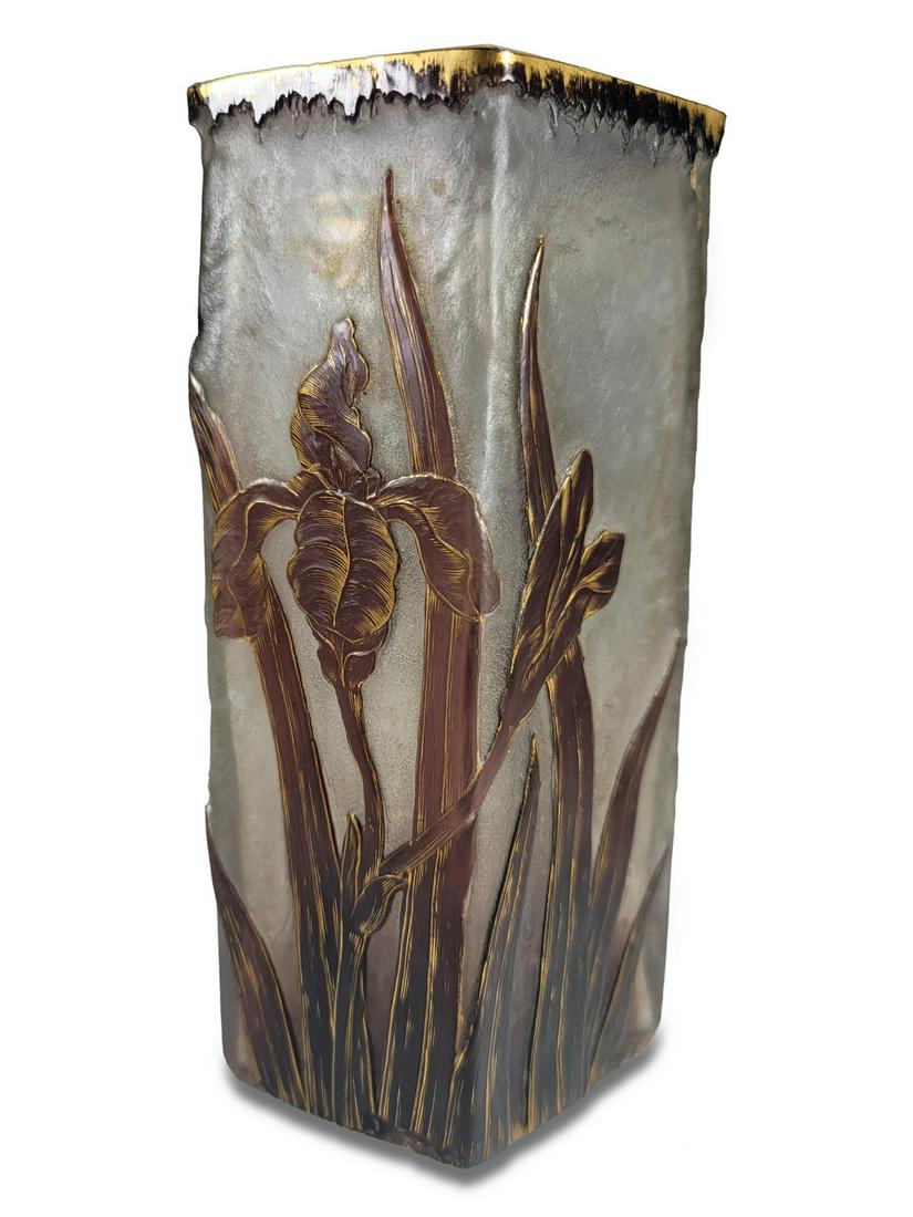 Daum Nancy cameo glass small vase (1 of 7)