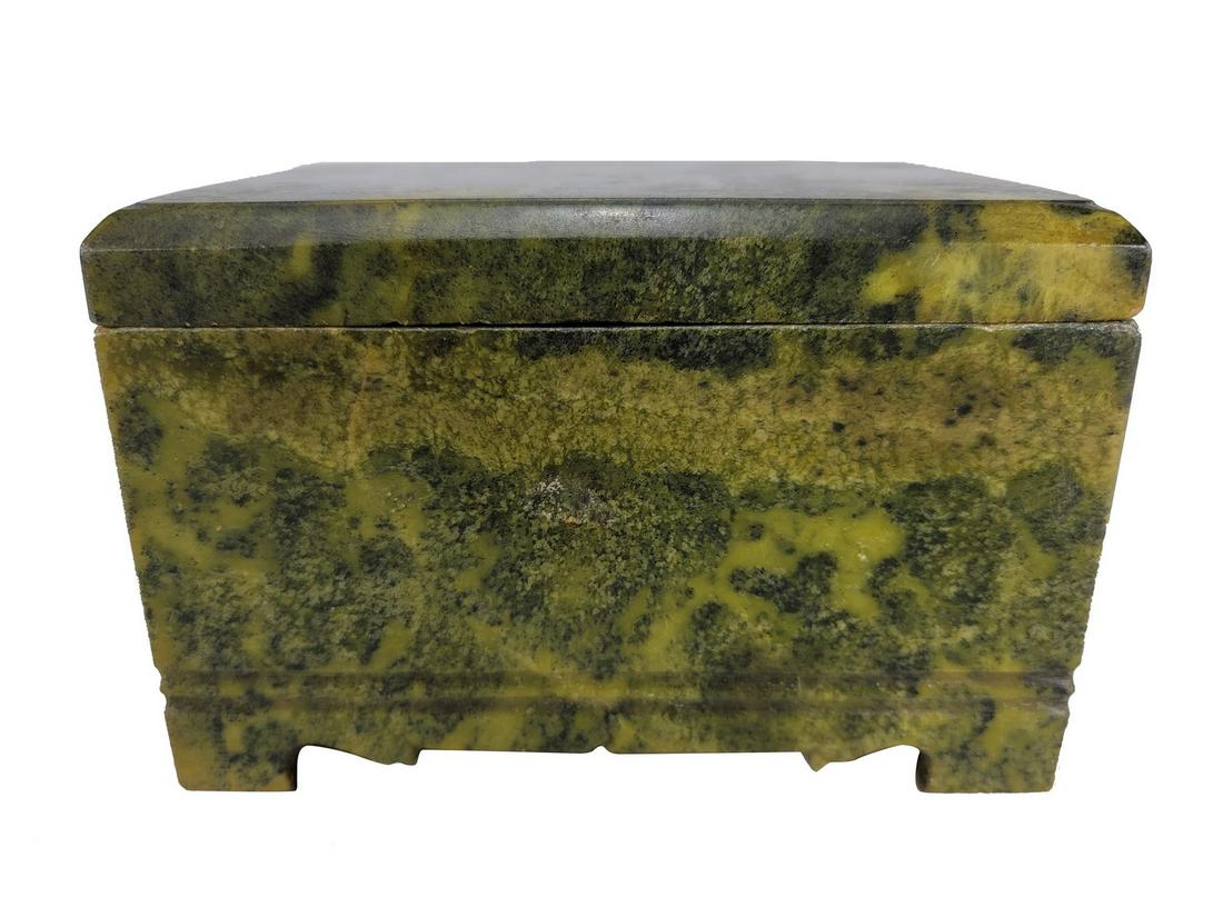 Antique Oriental hard stone lided box (1 of 7)