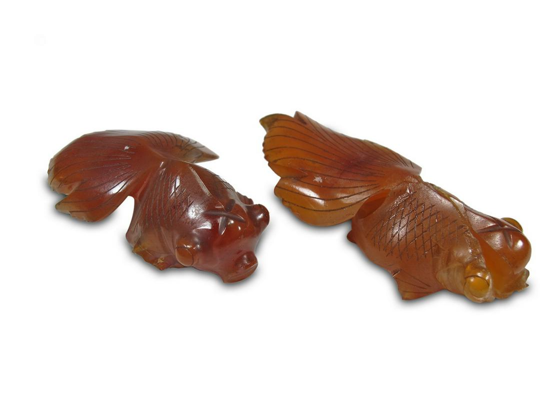 2 Antique Chinese agate fishes (1 of 3)
