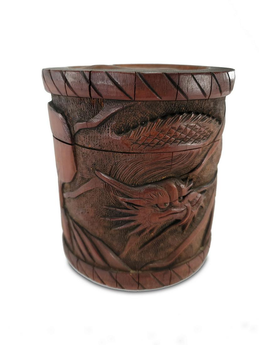 Vintage hand carved wood jar: Vintage hand carved wood jar. 5 7/8” H x 5 1/4” W. ANY INVOICE OVER $ 2,000.00 WE WILL ACCEPT PAYMENTS ONLY THROUGH CHECK OR BANK WIRE TRANSFER, SAME FOR INTERNATIONAL BUYERS. IF YOU PAY O
