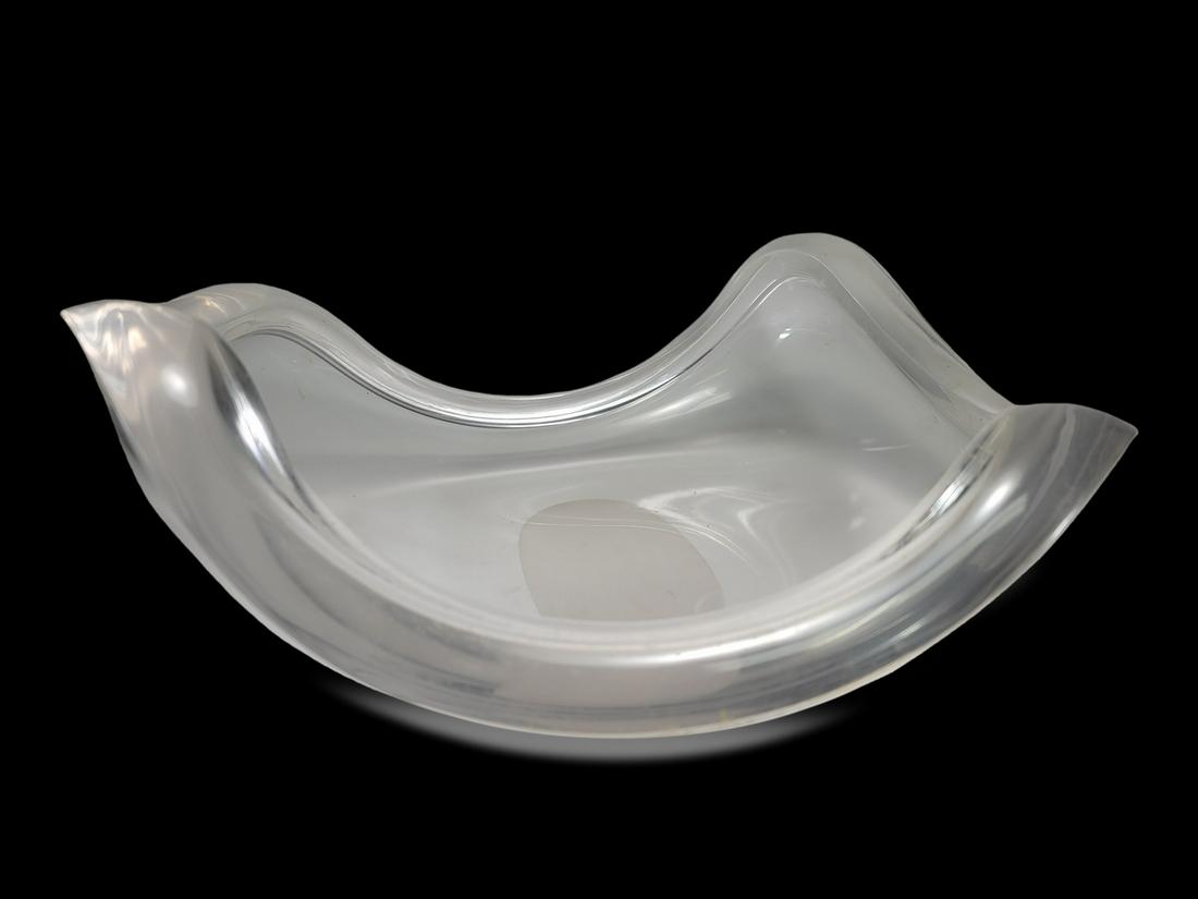 Mid Century lucite fruits bowl: Mid Century lucite fruits bowl. 6 1/2” H x 17” W x 14 1/2” D. ANY INVOICE OVER $ 2,000.00 WE WILL ACCEPT PAYMENTS ONLY THROUGH CHECK OR BANK WIRE TRANSFER, SAME FOR INTERNATIONAL BUY
