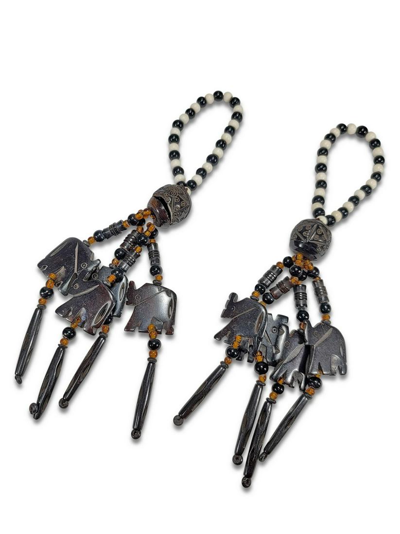 2 African black stone & beads necklaces (1 of 3)