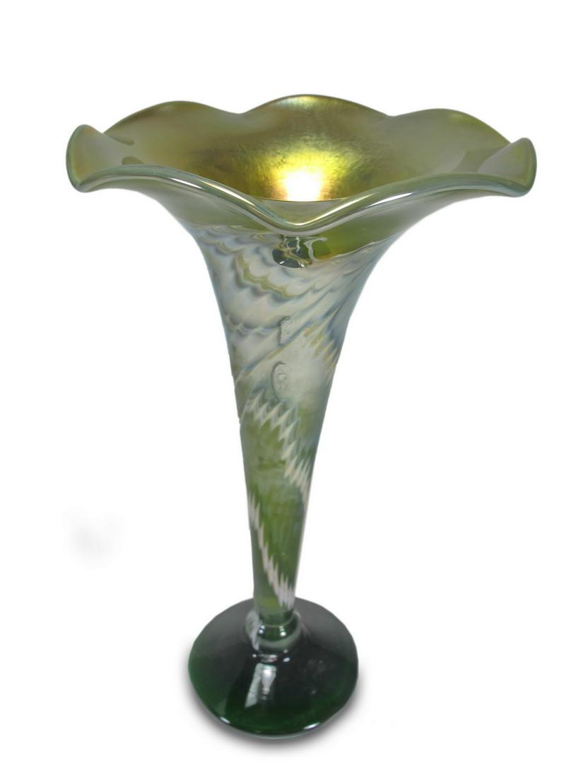 Steven Lundberg iridescent glass vase (1 of 7)