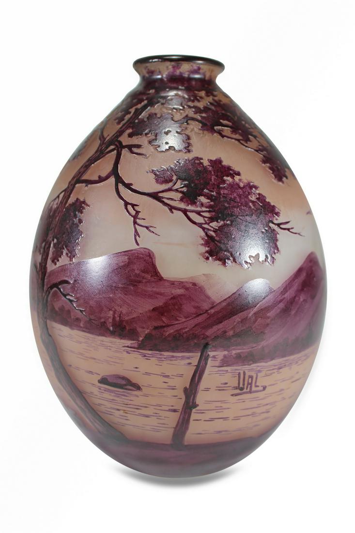 Antique Val St lambert cameo glass vase (1 of 6)